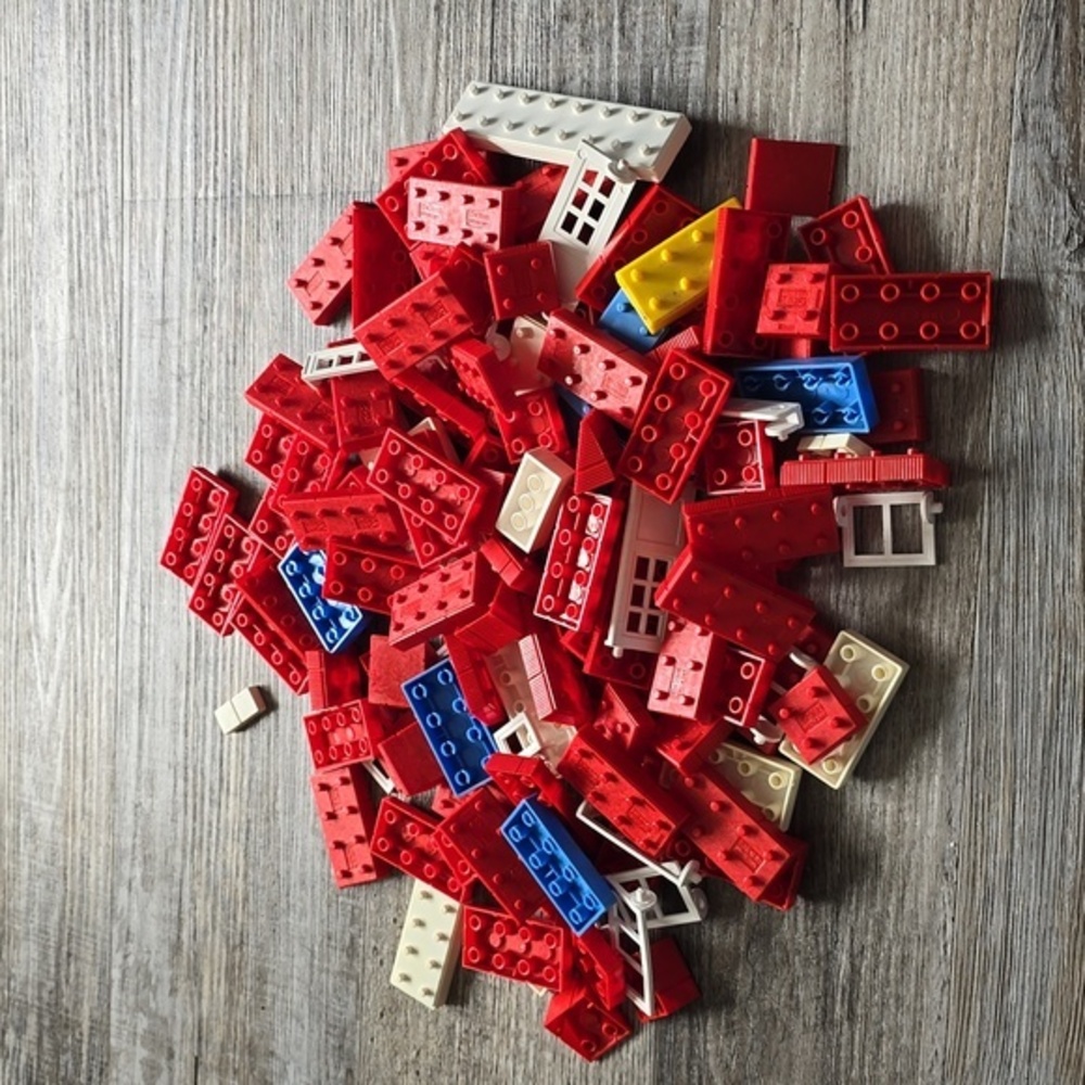 Vintage AMERICAN BRICKS, Red, White, and Blue| American Bricks & Parts Lot